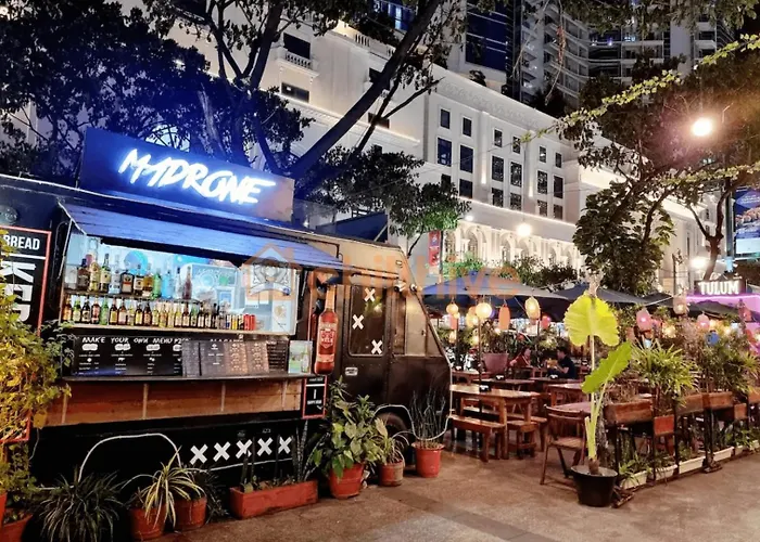 Holiday home Bgc Staycation Across Uptown Mall #oursw29f *