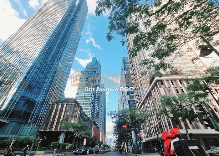 Bgc Staycation Across Uptown Mall #oursw29f Holiday home