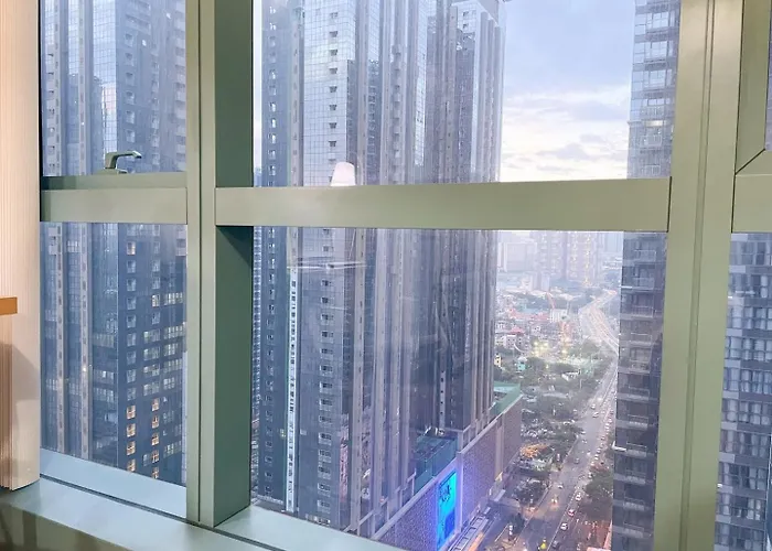 Bgc Staycation Across Uptown Mall #oursw29f Holiday home *
